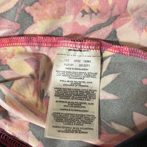 NWT Columbia Hike Performance Tank Size Small - Picture 10 of 10